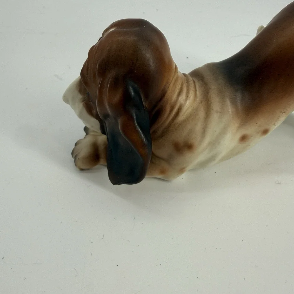 Vintage Norcrest Basset‎ Hound Porcelain Figurine Japanese Super Cute EUC 7